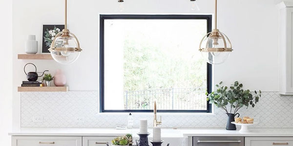 Picture and specialty window style